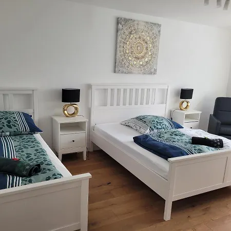 Anna Naehe Schwetzingen-hockenheim 3 Mit Balkon * Oftersheim