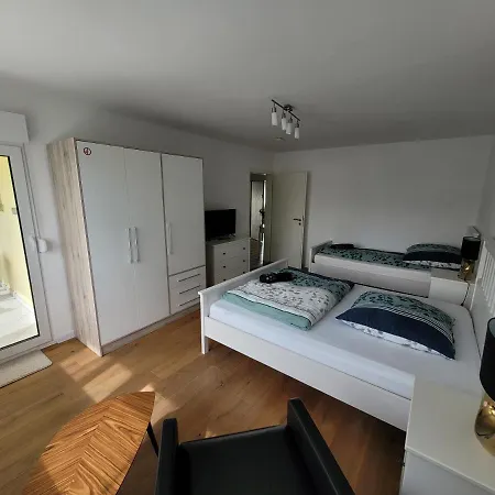 Anna Naehe Schwetzingen-hockenheim 3 Mit Balkon * Oftersheim